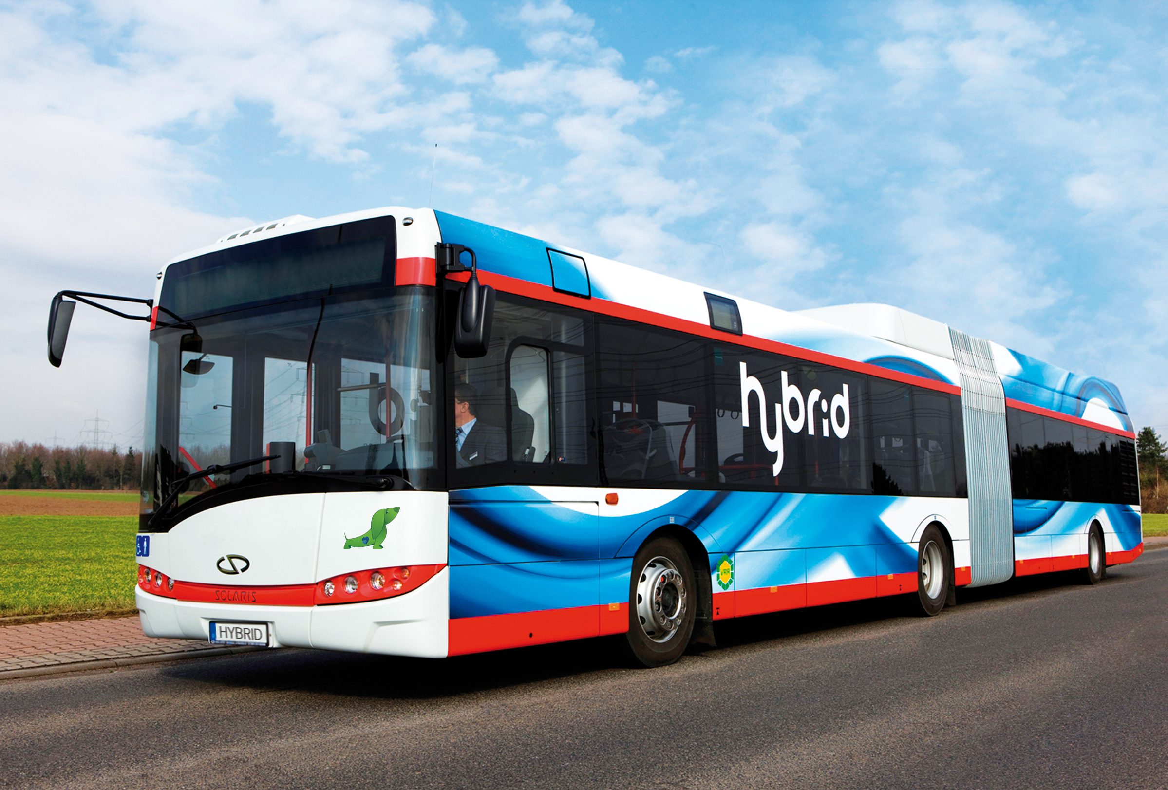 Hybrydowy autobus Solaris Urbino na stacji.