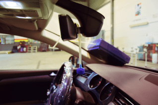 Czyszczenie auta – czym czyścić plastiki w samochodzie?