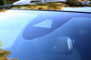 Problemy z systemami ADAS po wymianie szyby: co warto wiedzieć?